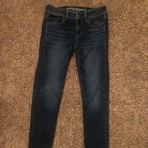 American Eagle Skinny Blue Jeans